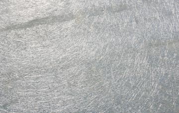 Crwbin laminate fibreglass or shingles?